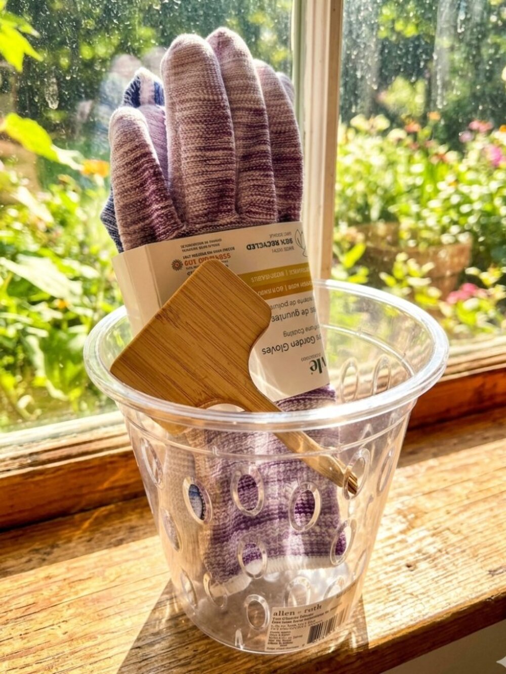 ALLEN + ROTH Gardening Bundle - 2 Gloves Orchid Drainage Pot Wooden Markers NEW